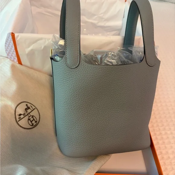 New Hermes Picotin 18 Lock Tote in Gris Pantin with Permabrass Hardware - Picture 2 of 11